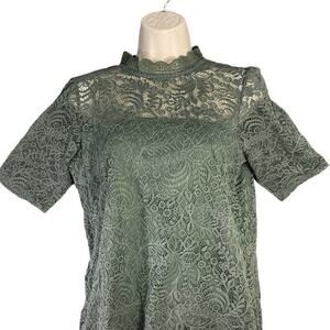Women's M Green‎ Lace Mock Neck Short Sleeve Blouse